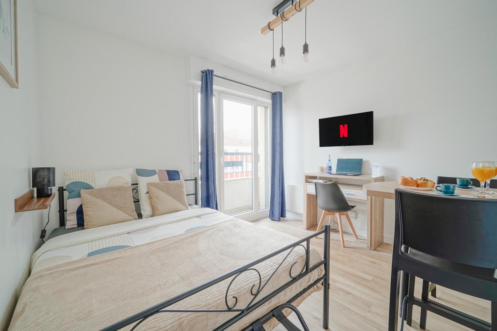 Le Cli'Chic Lägenhet Clichy Exteriör bild