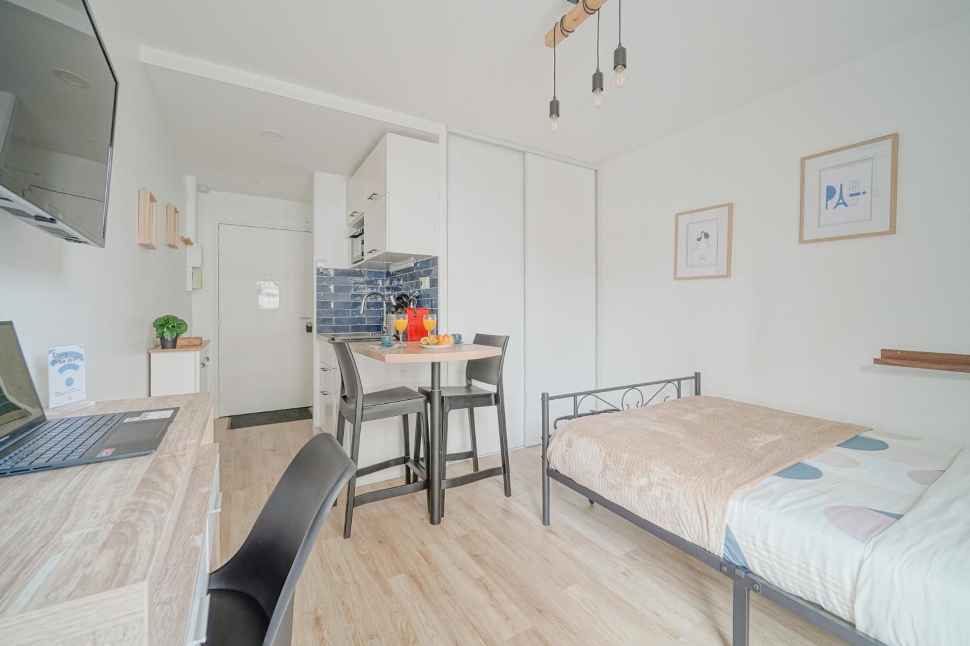 Le Cli'Chic Lägenhet Clichy Exteriör bild